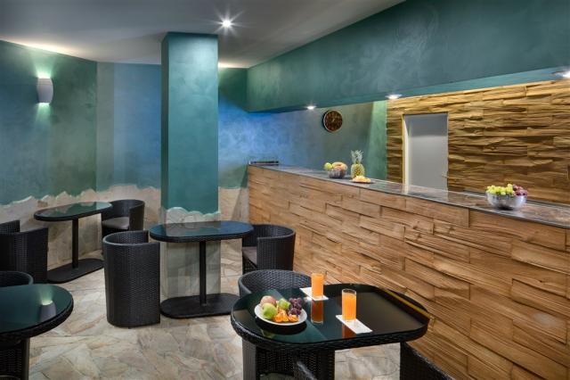 wellness-hotel-babylon-liberec-wellness-sauna-bar.jpg