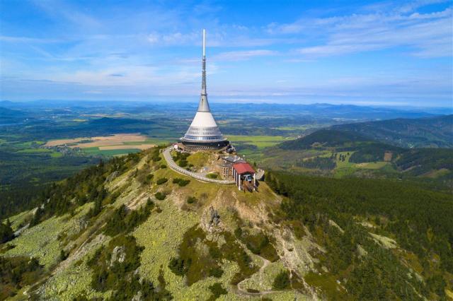 hotel-babylon-ceska-republika-liberec-aktivity-ještěd.jpg