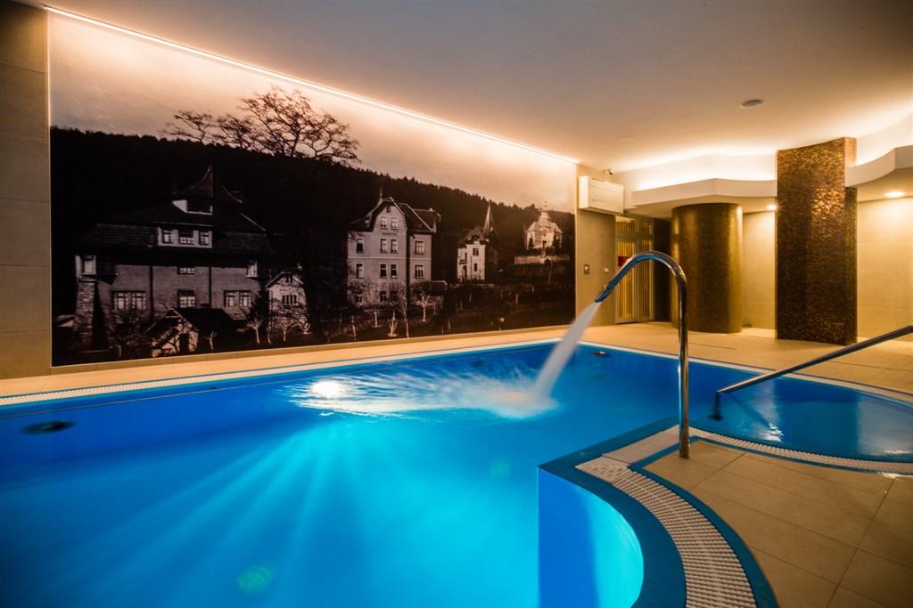hotel-vila-antoaneta-ceska-republika-luhacovice-bazen.jpg