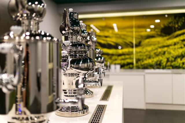 astoria-karlovy-vary-tea-room-7.jpg