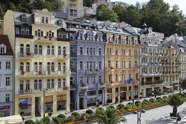 astoria-karlovy-vary-pohled-na-hotel1.jpg