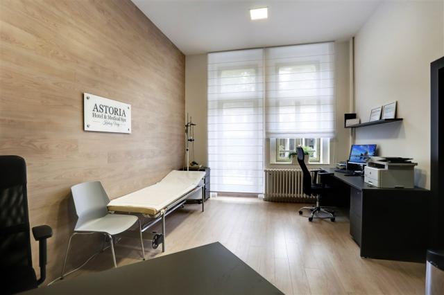 astoria-karlovy-vary-lekar.jpg