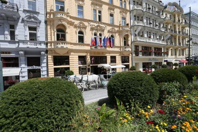astoria-karlovy-vary-exterier.jpg