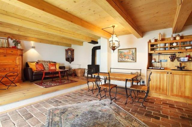 hotel-bozi-oko-male-chrastany-villa.jpg