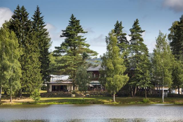 resort-devet-skal-milovy-2.JPG