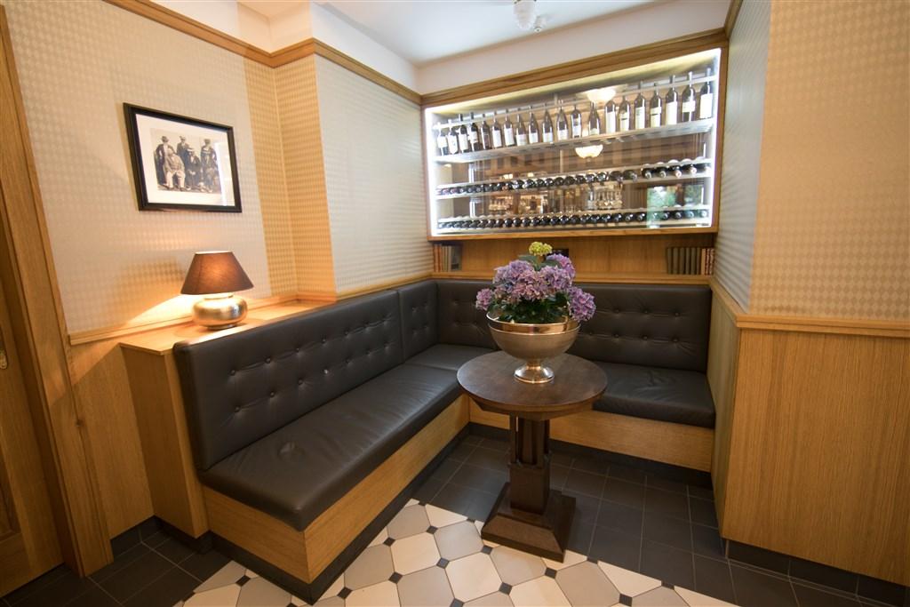 hotel-golfi-cesko-podebrady-lobby-u-recepce.jpg