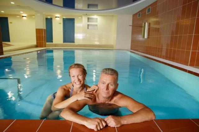 wellness-hotel-energetic-roznov-pod-radhostem-wellness-bazen-fo
