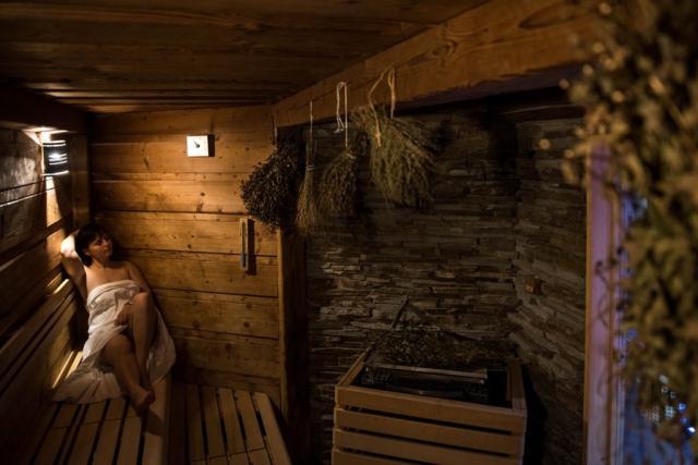 hotel-horal-ceska-republika-velke-karlovice-wellness-sauna.jpg
