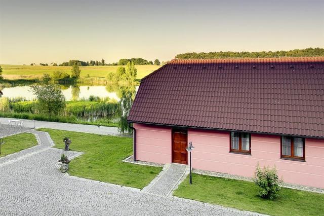 hotel-frankuv-dvur-jindrichuv-hradec-bungalov.jpg