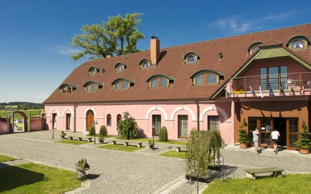 hotel-frankuv-dvur-jindrichuv-hradec-hotel-frankuv-dvur-2.jpg