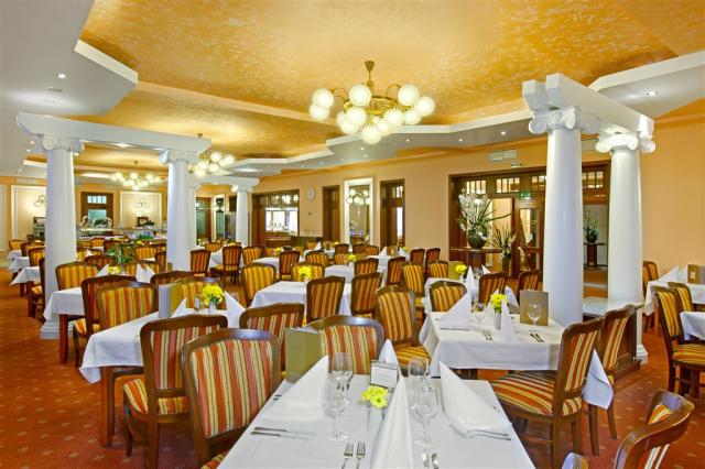 centralni-lazne-restaurace.jpg