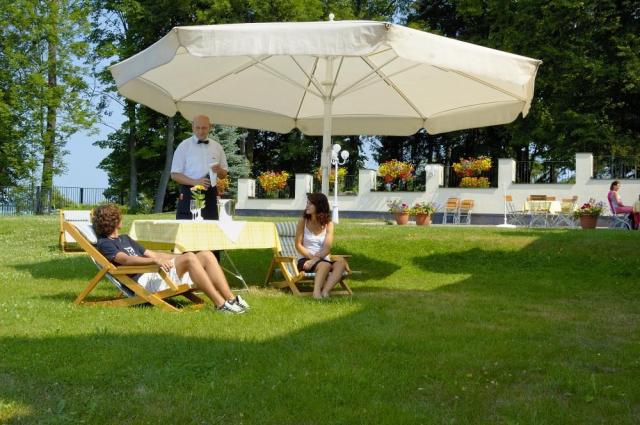 parkhotel-kasperske-hory-hotelovy-park1.jpg