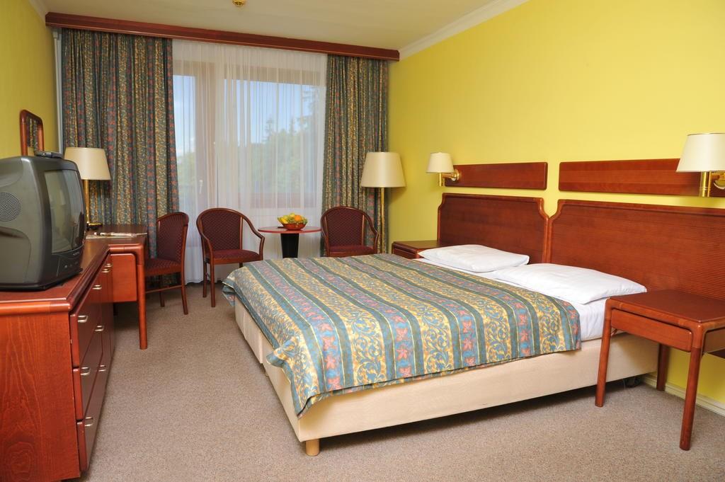 hotel-krakonos-marianske-lazne-pokoj 3.jpg