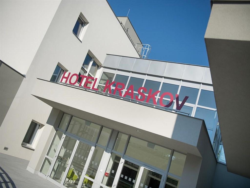 Kraskov-Tremosnice-hotel.jpg