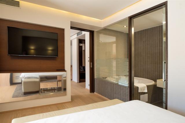 hotel-lanterna-ceska-republika-velke-karlovice-pokoj-king-suite