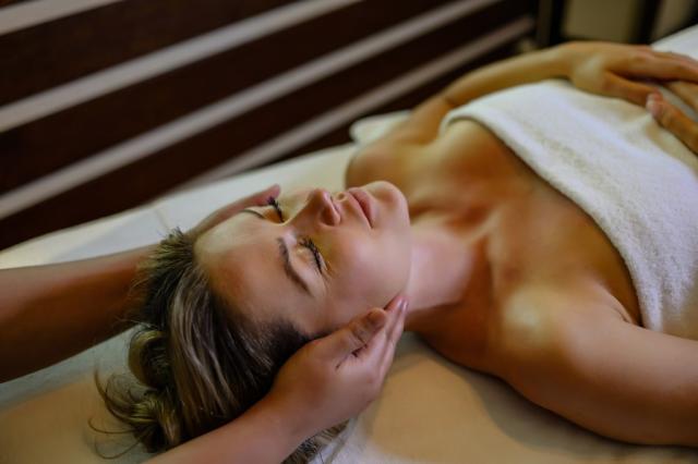 hotel-lanterna-ceska-republika-velke-karlovice-wellness-masaz.j