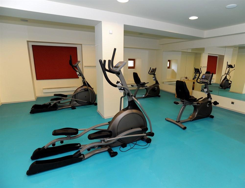 romanticky-hotel-mlyn-karlstejn-cesko-karlstejn-fitness.png