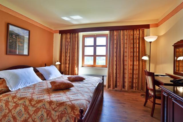 romanticky-hotel-mlyn-karlstejn-cesko-karlstejn-pokoj-2.png