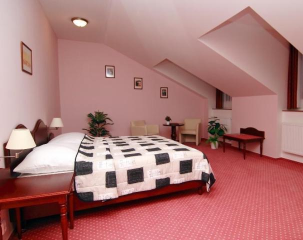 Golf-resort-Konopiste-pokoj.jpg