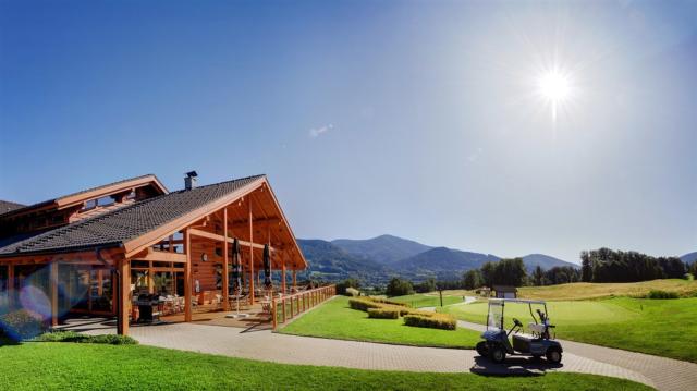 green-inn-hotel-česko-ostravice-okoli.jpg
