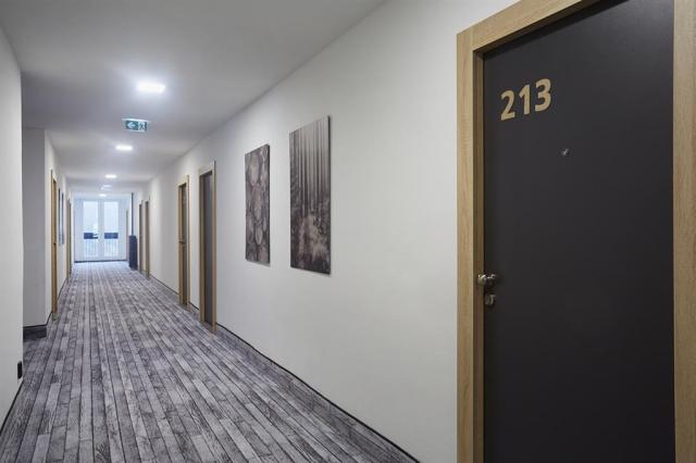 hotel-orea-resort-horizont-zelezna-ruda-chodba.jpg