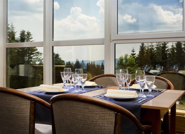 hotel-orea-resort-horizont-zelezna-ruda-restaurace.jpg