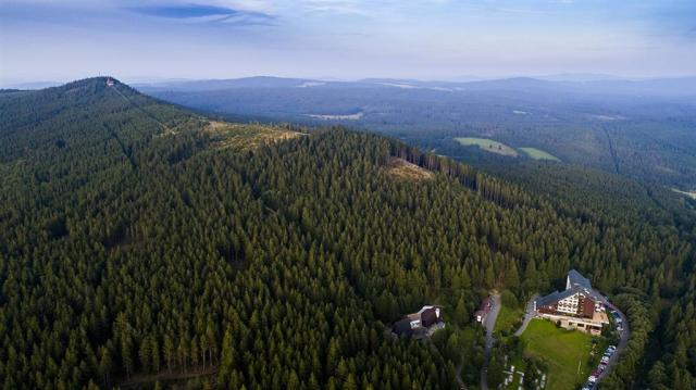 hotel-orea-resort-horizont-zelezna-ruda-panorama.jpg