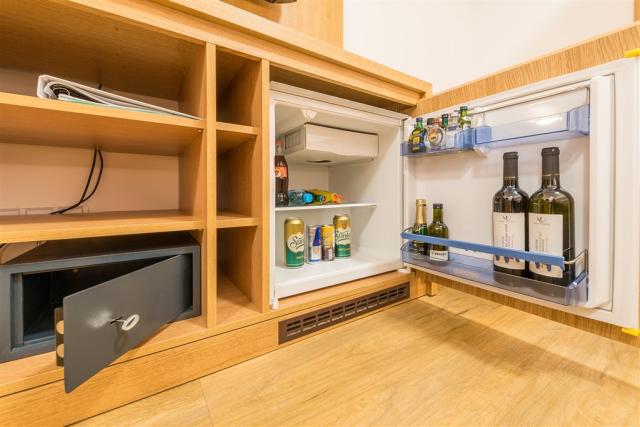 hotel-kaskada-cesko-brno-deluxe-minibar.jpg