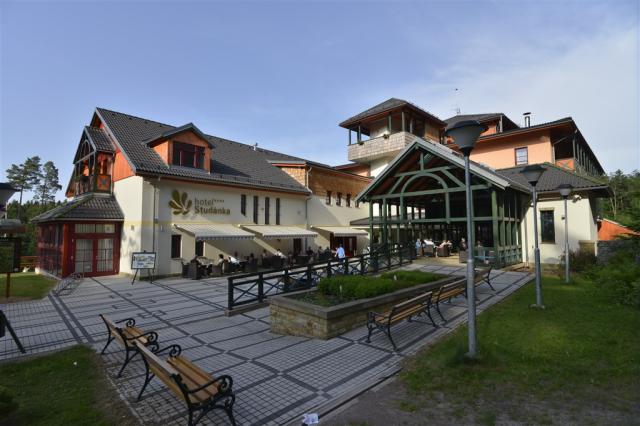 hotel-studanka-cesko-rychnov-nad-kneznou-pohled-na-hotel-3.jpg