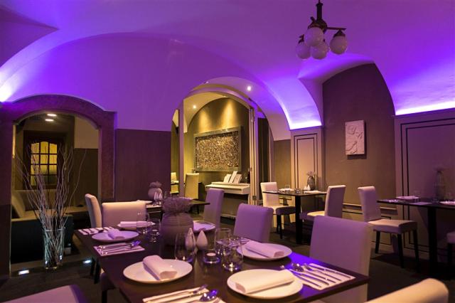 hotel-u-krize-cesko-praha-restaurace.jpg