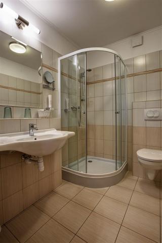 hotel-aquasol-resort-madarsko-mosonmagyarovar-dvouluzkovy-pokoj