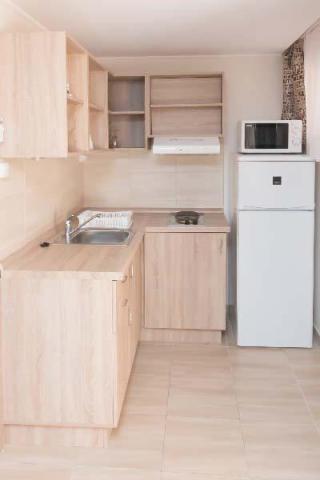 Ararnypart_camping_Siofok_Carmen_plusz_udulohaz_konyha.jpg