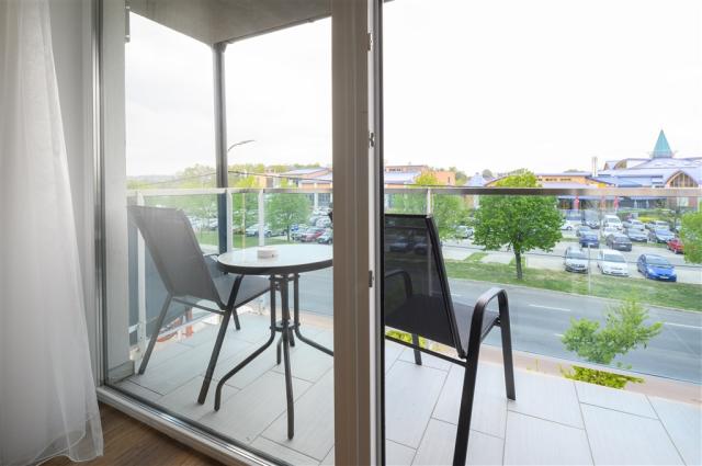 apartmnovy-dum-berill-madarsko-sarvar-apartman-terasa.jpg