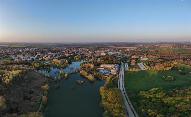 apartmanovy-dum-berill-madarsko-sarvar-mesto-savar2.jpg