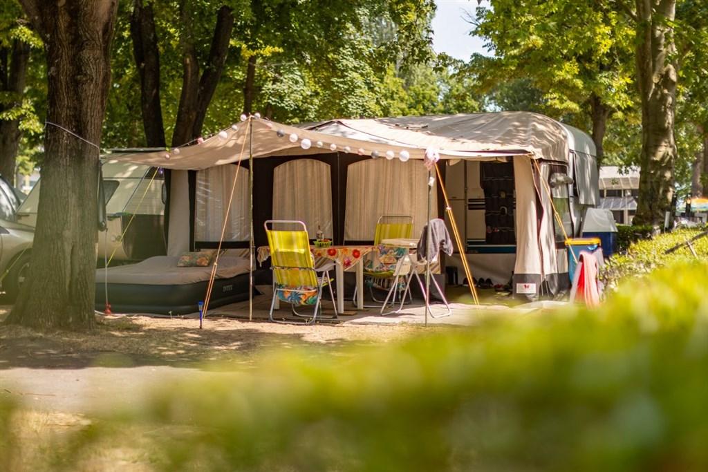 Kemp-Fured-Balatonfured-camping.jpg