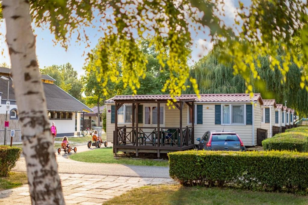 Kemp-Fured-Balatonfured-sun-mobilehome.jpg