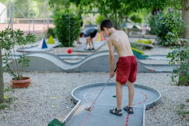 Kemp-Fured-Balatonfured-minigolf.jpg