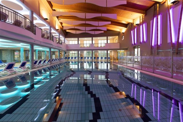 hotel-karos-madarsko-zalakaros-wellness-vnitrni-bazeny (5).jpg