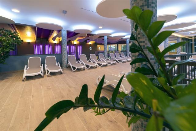 hotel-karos-madarsko-zalakaros-wellness-vnitrni-bazeny (3).jpg