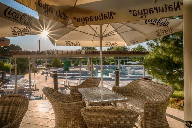hotel-karos-madarsko-zalakaros-terasa.jpg