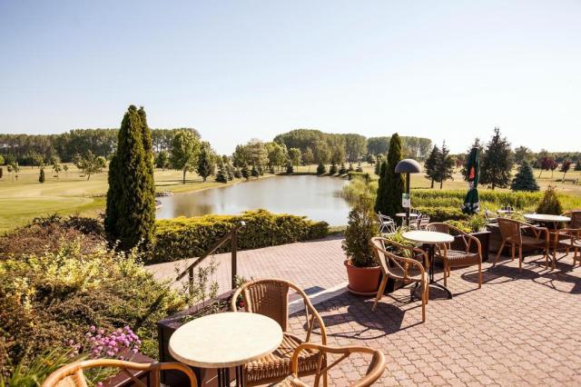 Greenfield-hotel-golf-a-spa-madarsko-buk-terasa.jpg