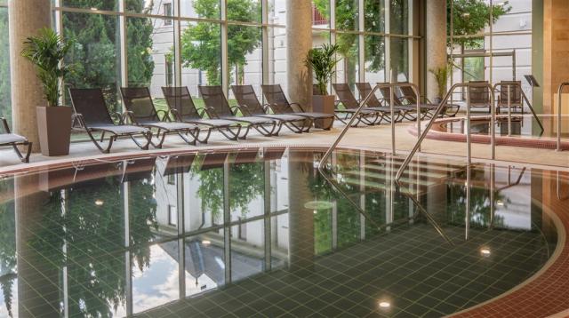 Greenfield-hotel-golf-&-spa-madarsko-termalni-bazen.jpg