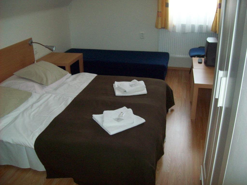 hotel-u-lip-trojanovice-ubytovani-8.jpg