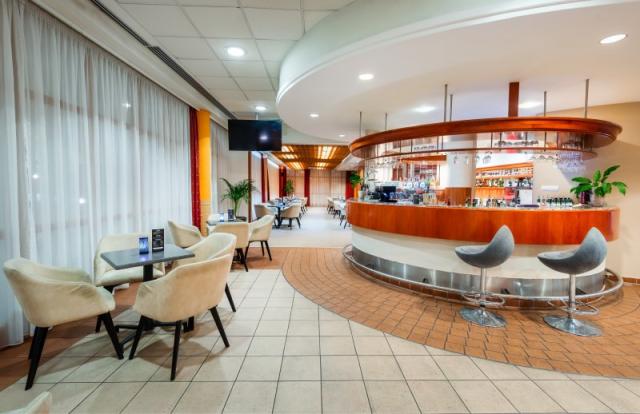 hotel-pelion-madarsko-tapolca-lobby-bar.jpg