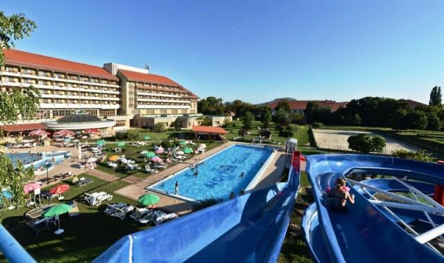 hotel-pelion-madarsko-tapolca-pohled-na-cely-areal.jpg