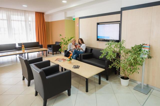 harkanyi-psoriasis-centrum-harkany-posezení.jpg
