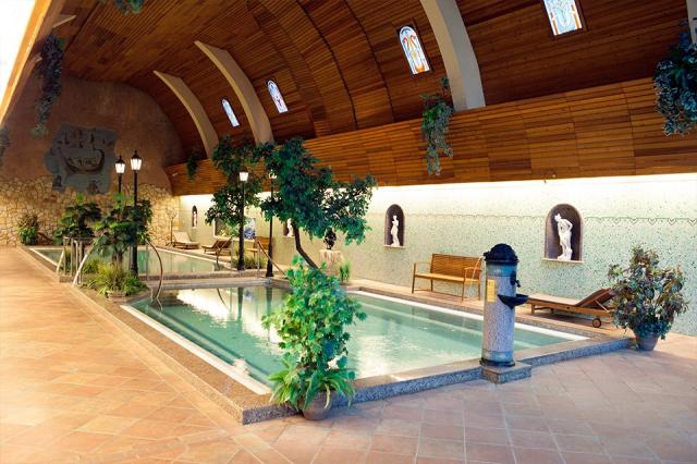 Hotel-naturmed-carbona-heviz-hv12-hotel-lázně.jpg