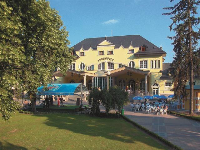 aphrodite-rajecke-teplice-slovensko-pohled-na-hotel-1.jpg