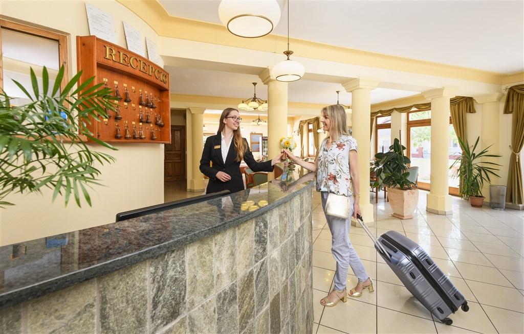 hotel-ametiszt-madarsko-harkany-recepce2.jpg