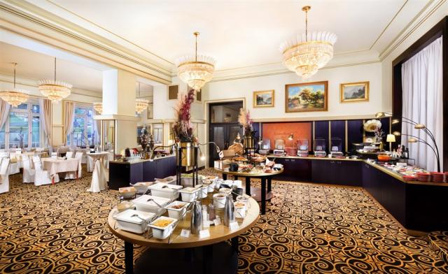 grandhotel-slovensko-stary-smokovec-restaurace (3).jpg